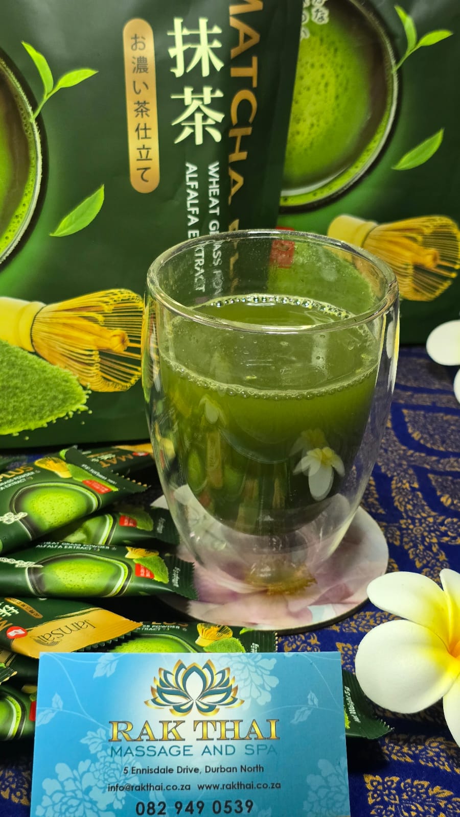 Jamsai Matcha Plus Green Tea Instant Powder Drink Wheatgrass 20 Sachets/100g - Image 3